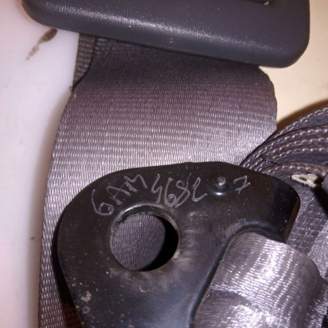 Ceinture centrale arriere occasion RENAULT 19 Phase 2 04-1992->04-1997 1.9 D 7700791289 3