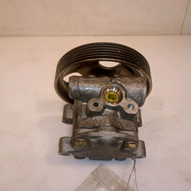 Pompe direction assistee occasion FORD FIESTA V Phase 1 09-2002->10-2005 1.4 TDCI 1416165 3