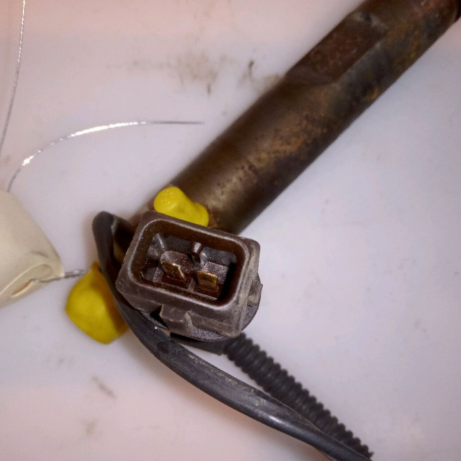 Injecteur occasion VOLKSWAGEN GOLF IV GOLF IV Phase 1 1998-01-01->2005-06-30 1.9 TDI 90ch 38130201G 2