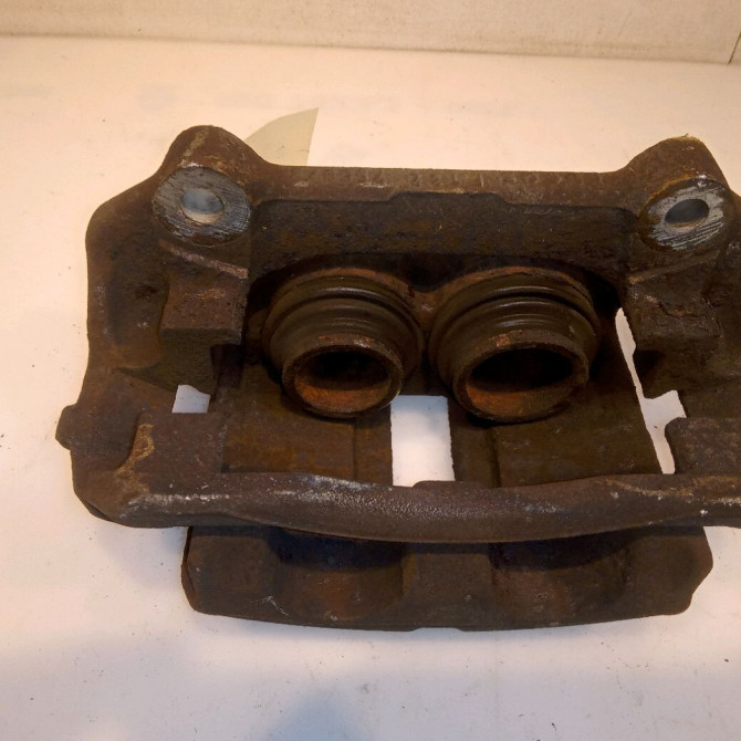 Etrier de frein avant gauche occasion RENAULT TRAFIC II Phase 1 10-2001->08-2006 7701050919 2