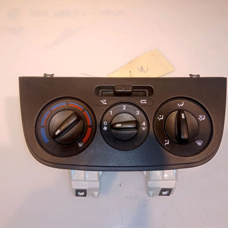 Commande de chauffage occasion PEUGEOT BIPPER 6490K3