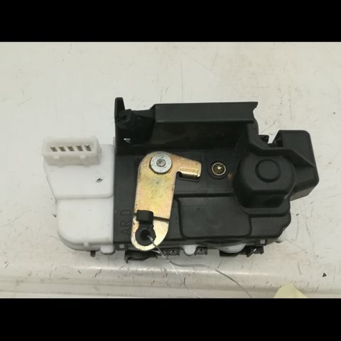 Serrure porte ard occasion PEUGEOT 607 Phase 1 11-1999->09-2004 2.2 HDI 913898 2