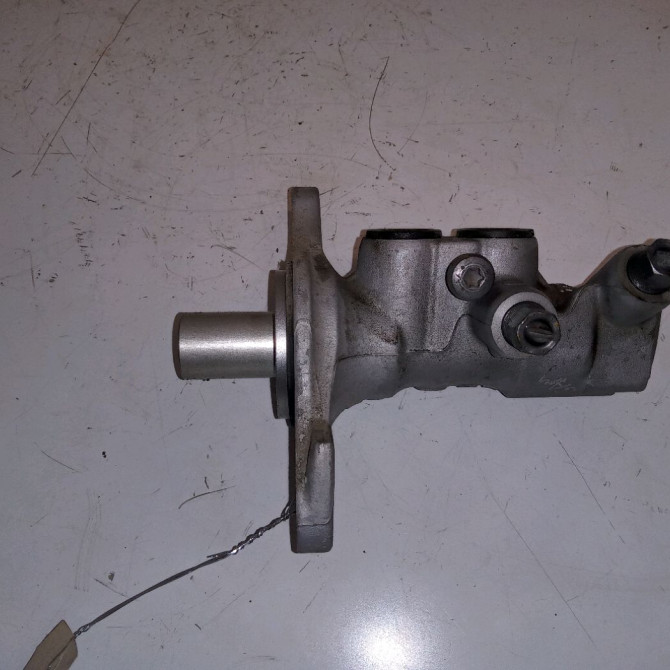 Maitre cylindre occasion DACIA SANDERO II Phase 1 10-2012->... 1.2i 75ch 460111938R 1