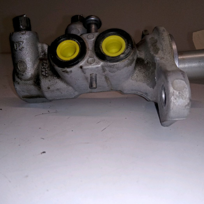 Maitre cylindre occasion DACIA SANDERO II Phase 1 10-2012->... 1.2i 75ch 460111938R 2