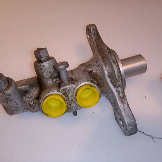 Maitre cylindre occasion RENAULT CLIO IV Phase 1 07-2012->... 1.5 DCI 90ch 460111938R 1