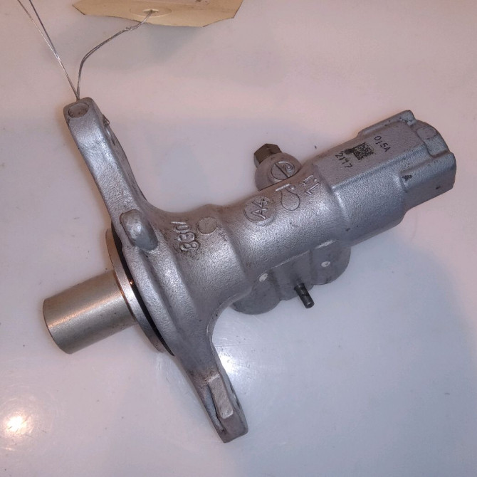 Maitre cylindre occasion RENAULT CLIO IV Phase 1 07-2012->... 1.5 DCI 90ch 460111938R 3