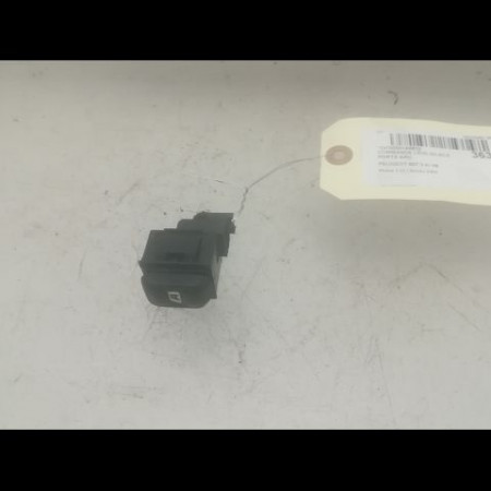 Commande leve-glace porte arrière droite occasion PEUGEOT 607 Phase 1 11-1999->09-2004 3.0i V6 655471