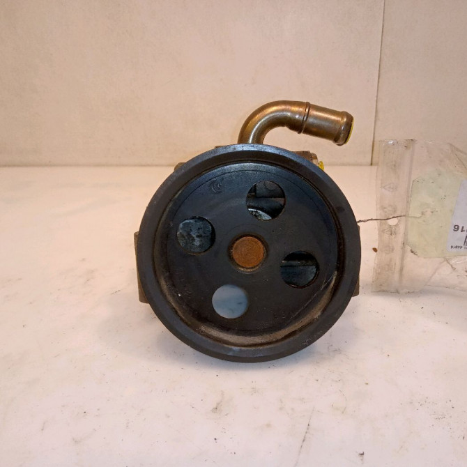 Pompe direction assistee occasion FORD FIESTA V Phase 2 10-2005->10-2008 1.3i 1406468 1