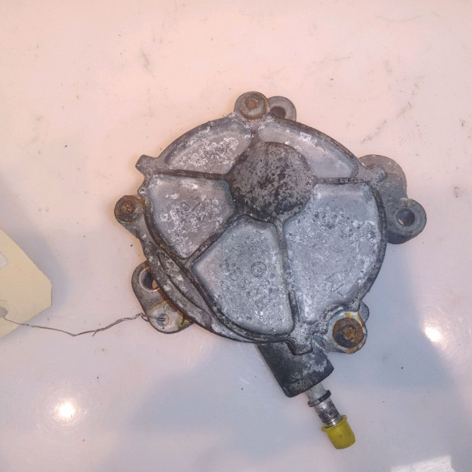 Pompe a vide occasion PEUGEOT 407 phase 1 SW 07-2004->07-2008 2.0 HDI 136ch 9801888780 2