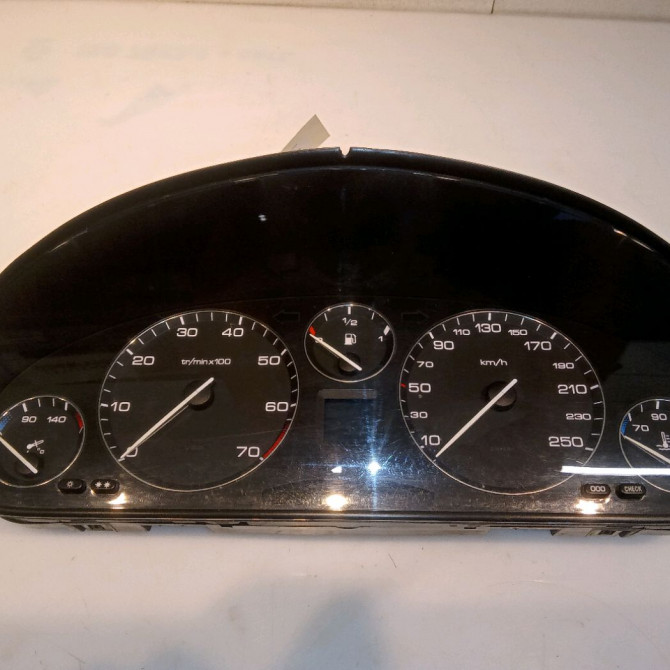 Compteur occasion PEUGEOT 607 Phase 1 11-1999->09-2004 3.0i V6 6106A2 1