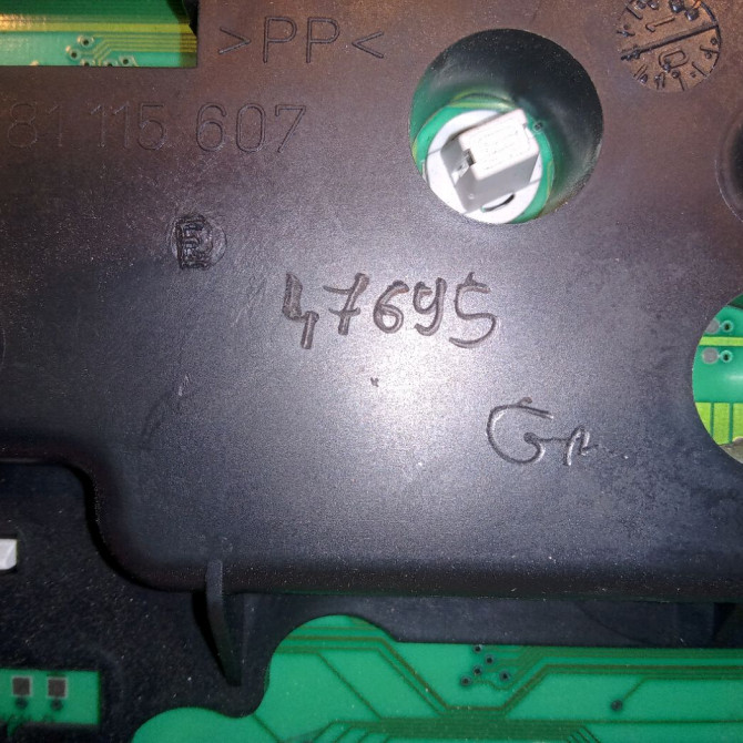 Compteur occasion PEUGEOT 607 Phase 1 11-1999->09-2004 3.0i V6 6106A2 4