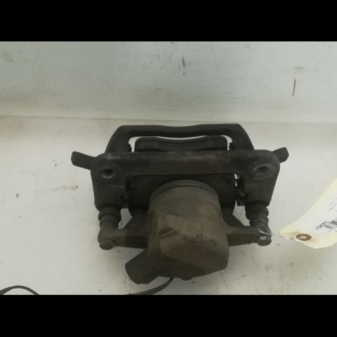 Etrier de frein avant droit occasion PEUGEOT 407 phase 1 SW 07-2004->07-2008 1.8i 125ch 4401H3 2