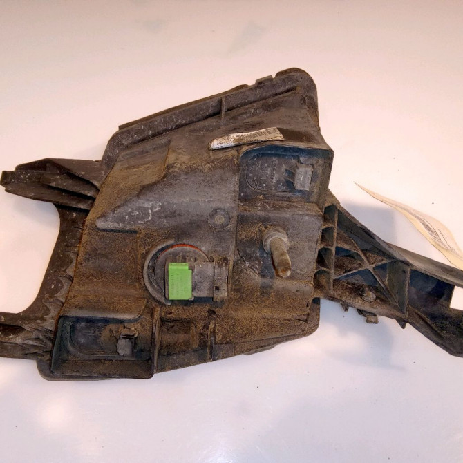 Phare antibrouillard avant gauche occasion PEUGEOT 407 6208L3 2