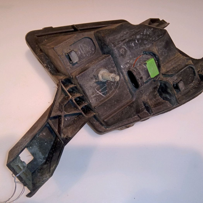 Phare antibrouillard avant droit occasion PEUGEOT 407 6206L3 2