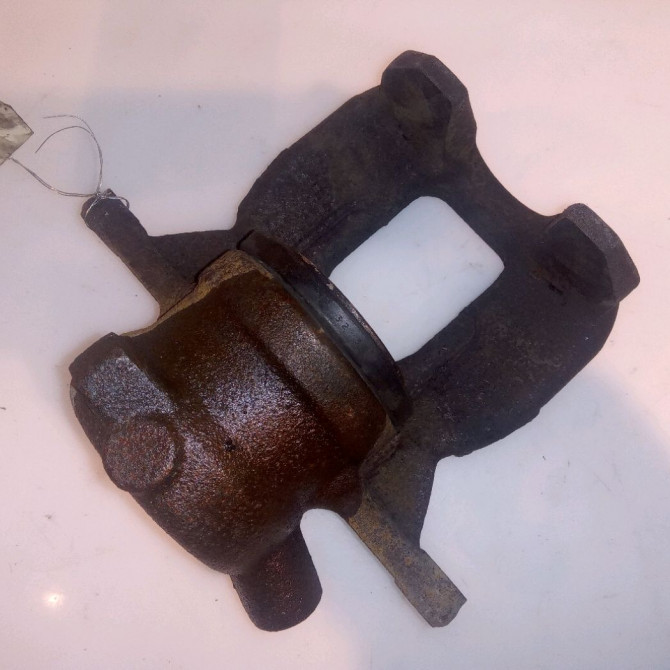 Etrier de frein avant gauche occasion PEUGEOT 407 Phase 1 04-2004->07-2008 1.6 HDI 16v 4401H2 2