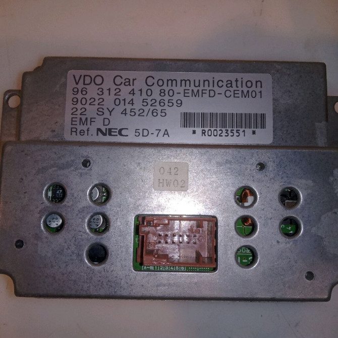 Autoradio occasion PEUGEOT 607 Phase 1 11-1999->09-2004 3.0i V6 6560Y5 4