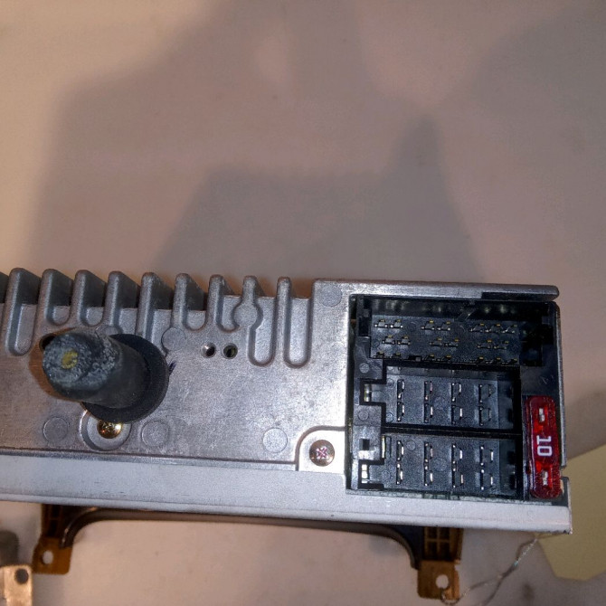 Autoradio occasion PEUGEOT 607 Phase 1 11-1999->09-2004 3.0i V6 6560Y5 5