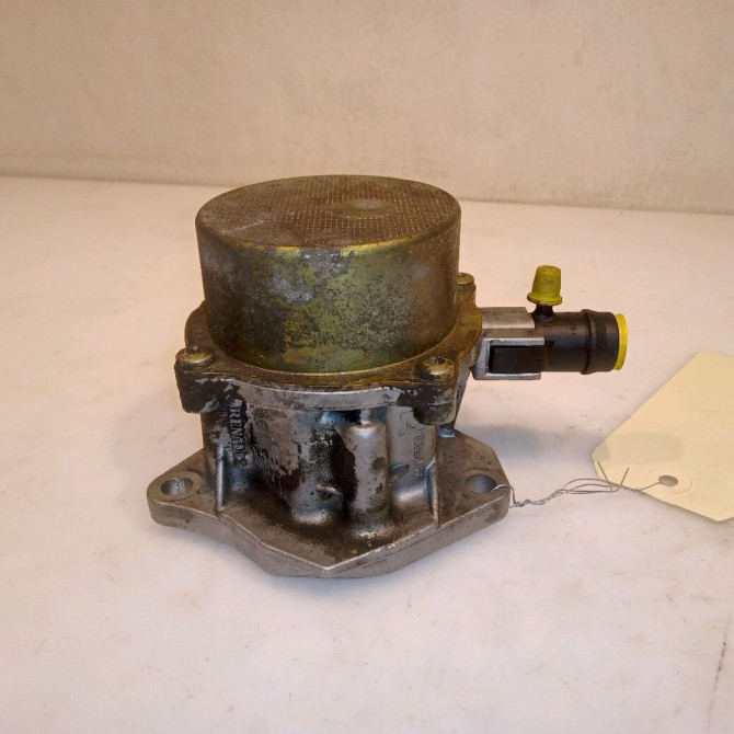 Pompe a vide occasion RENAULT SCENIC II Phase 1 03-2004->09-2006 1.5 DCI 100ch 146508923R 2