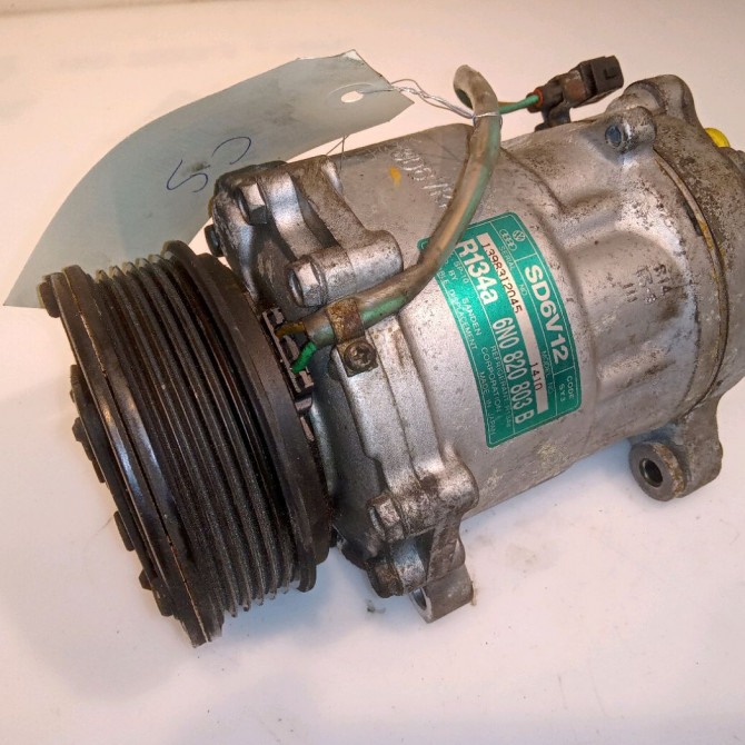 Compresseur air conditionne occasion VOLKSWAGEN POLO III Phase 2 11-1999->12-2001 1.4 6N0820803C 2