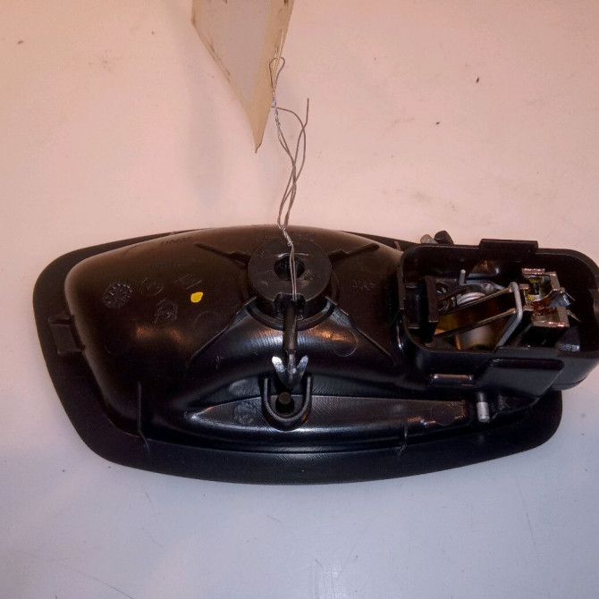 Poignee int porte arg occasion RENAULT CLIO IV Phase 1 07-2012->... 0.9 TCE 90ch 826733790R 2