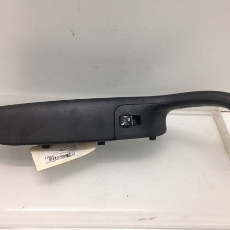 Commande lève-glace porte avant droite occasion AUDI A4 II Phase 1 01-2001->11-2004 2.5 TDi 163ch 8Z0959855C5PR