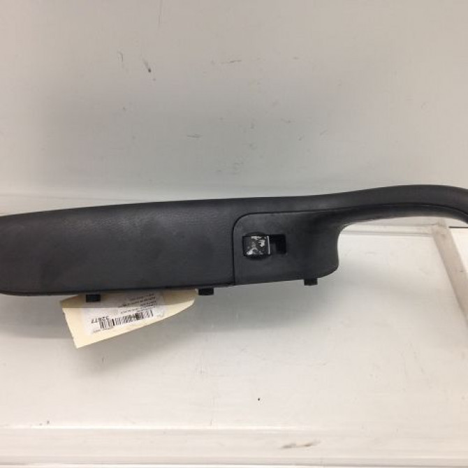 Commande lève-glace porte avant droite occasion AUDI A4 II Phase 1 01-2001->11-2004 2.5 TDi 163ch 8Z0959855C5PR 1