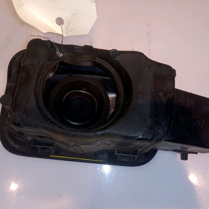 Volet de trappe carburant occasion CITROEN C5 II Phase 1 04-2008->... 2.0 HDi 140ch 1517G3 2