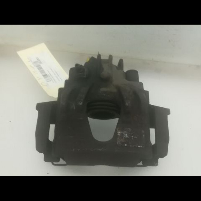 Etrier de frein avant droit occasion PEUGEOT 205 Phase 2 FOURGON 03-1994->12-1996 1.8 D 60ch 1