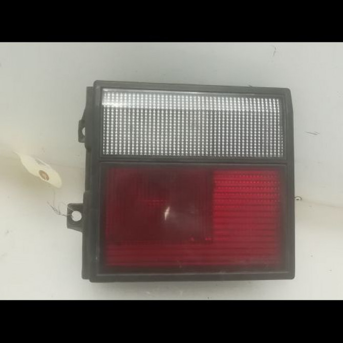 Feu arrière interieur gauche occasion RENAULT 21 Phase 1 01-1986->06-1989 GTD 7701032020 1