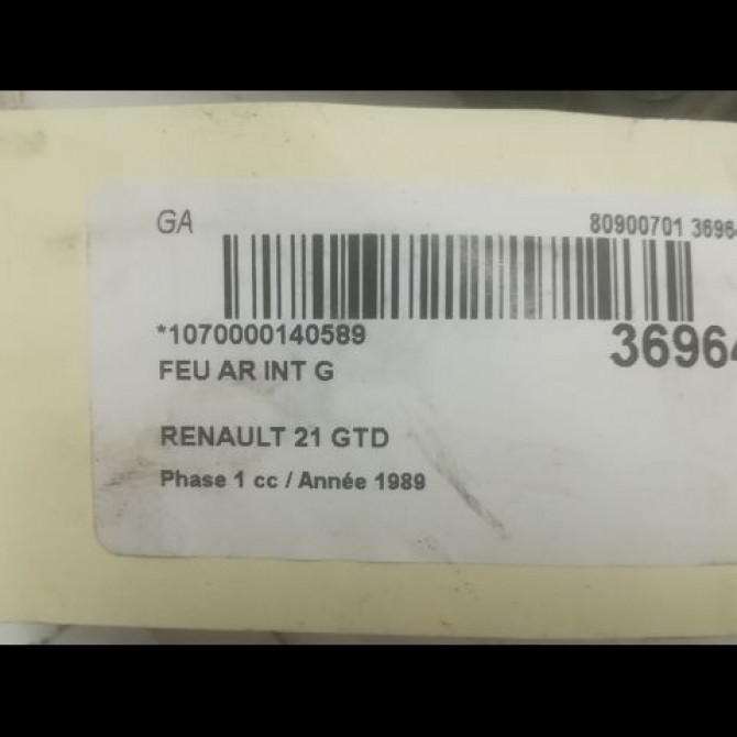 Feu arrière interieur gauche occasion RENAULT 21 Phase 1 01-1986->06-1989 GTD 7701032020 3