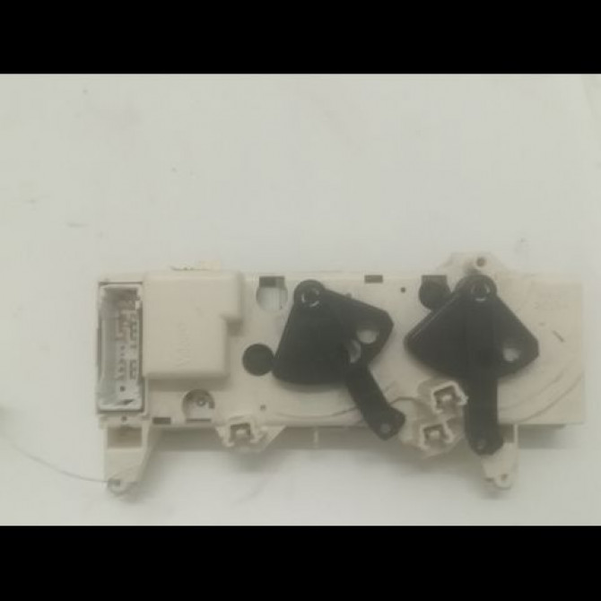 Commande de chauffage occasion RENAULT SCENIC I Phase 2 08-1999->06-2003 1.6i 107ch 2