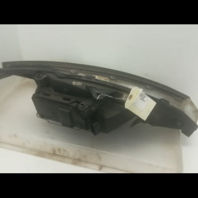 Phare gauche occasion FORD FOCUS I Phase 1 CLIPPER 10-1998->12-2004 1.8 TDDi 90ch 1343657 2