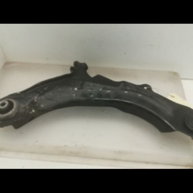 Triangle inf avg occasion RENAULT CAPTUR Phase 1 02-2013->... 0.9 90 ch 545053170R 2