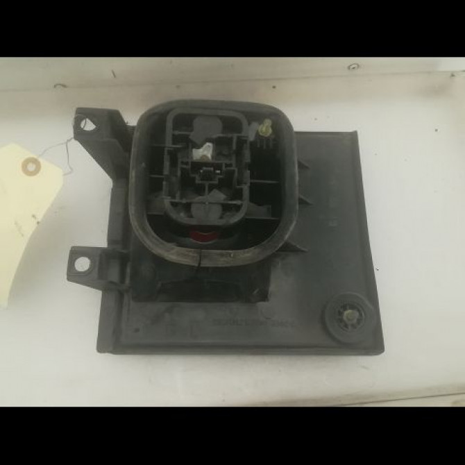 Feu arrière intérieur droit occasion RENAULT 21 Phase 1 01-1986->06-1989 GTD 7701032021 2