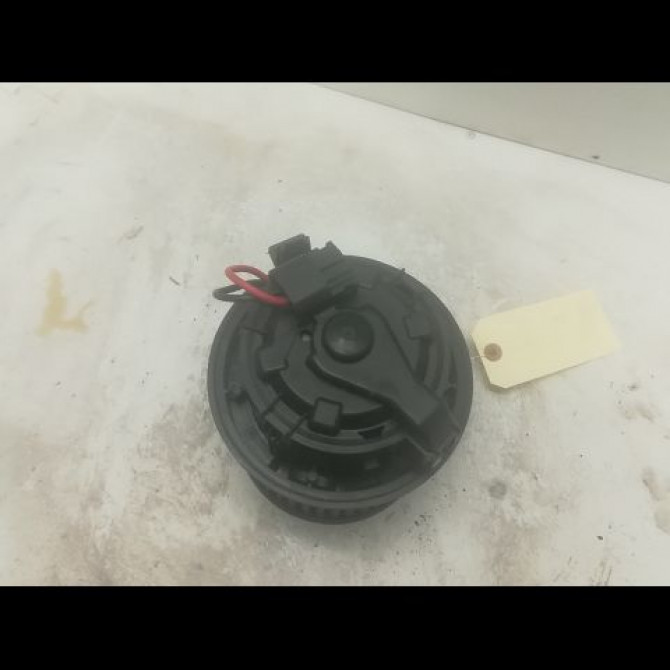 Ventilateur de chauffage occasion PEUGEOT 208 208 Phase 1 2012-03-01->2015-09-30 1.6 E-HDI 92ch 1608182080 2
