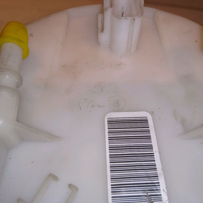 Jauge a carburant occasion FORD FIESTA V Phase 2 10-2005->10-2008 1.4 TDCI 1477201 3