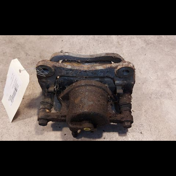 Etrier de frein avant droit occasion TOYOTA RAV4 I Phase 2 11-1997->07-2000 4773042010 2