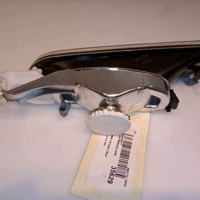 Phare antibrouillard avant droit occasion B.M.W. SERIE 3 IV Phase 1 05-1998->09-2001 320d 136ch 63178361952 2