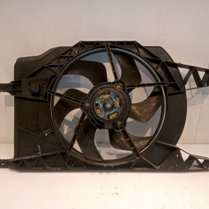 Ventilateur de refroidissement occasion RENAULT ESPACE IV Phase 1 09-2002->03-2006 2.2 DCI 1