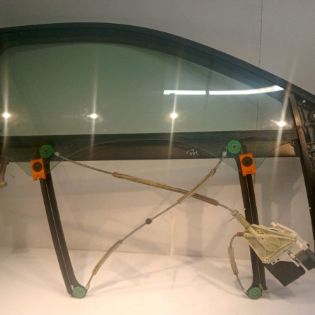 Mecanisme + moteur lève-glace avant droit occasion AUDI A3 II Phase 2 06-2008->07-2012 8P3837462C