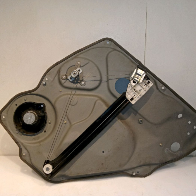 Mecanisme leve-glace arrière gauche occasion MERCEDES CLASSE A II Phase 1 12-2004->04-2008 2.0 CDI 16v 110ch 1697303379 1