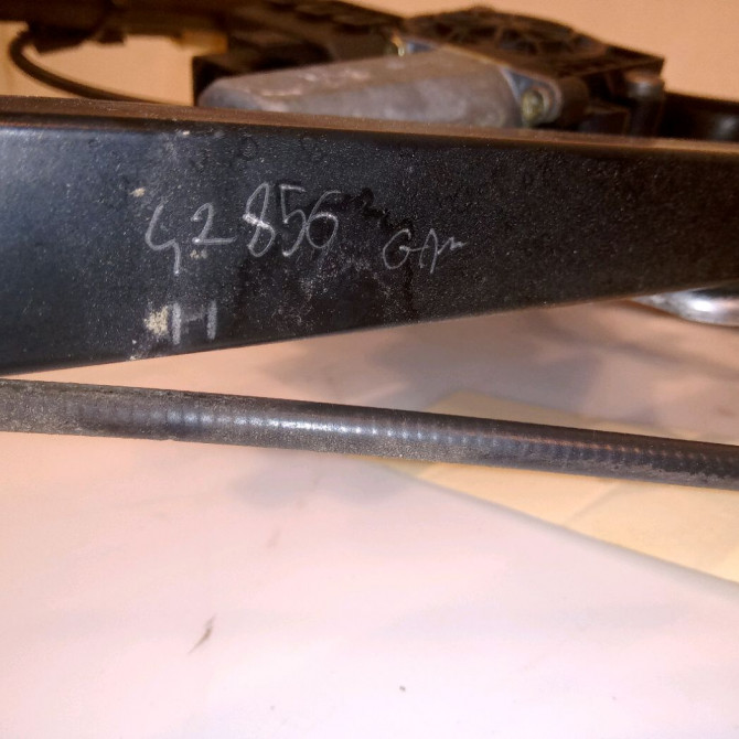 Mecanisme + moteur lève-glace avant droit occasion AUDI A6 II Phase 2 07-2001->05-2004 4B0837462C 4