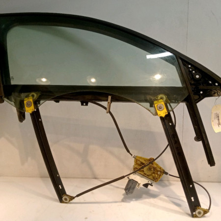 Mecanisme + moteur lève-glace avant droit occasion AUDI A6 III Phase 1 05-2004->10-2008 2.7 TDi V6 4F0837462A