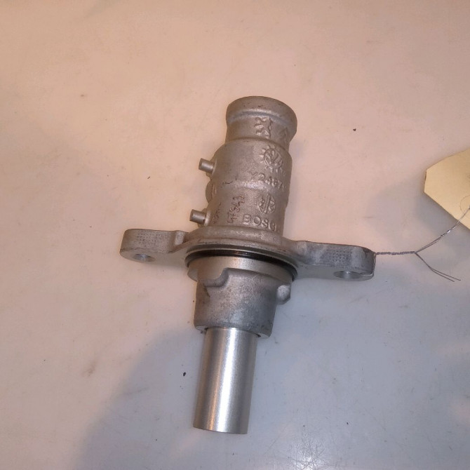 Maitre cylindre occasion CITROEN DS4 Phase 1 01-2011->03-2016 1.6 e-HDi 110ch 4601Y4 1