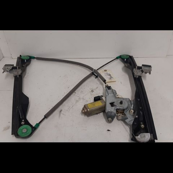 Mecanisme + moteur lève-glace avant droit occasion FORD FOCUS I Phase 1 10-1998->09-2004 1.8 TDCI 115ch 1331618 2