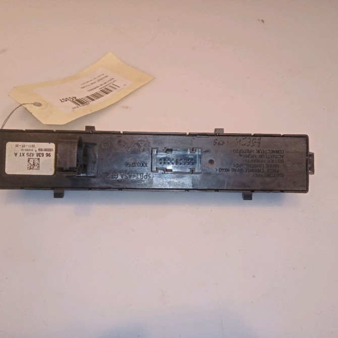 Bouton de warning occasion PEUGEOT 3008 I Phase 1 04-2009->12-2013 1.6 HDI 112ch 2