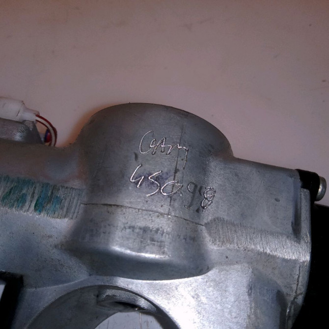 Antivol de direction occasion NISSAN MICRA IV Phase 1 11-2010->12-2013 D87001HAFA 5