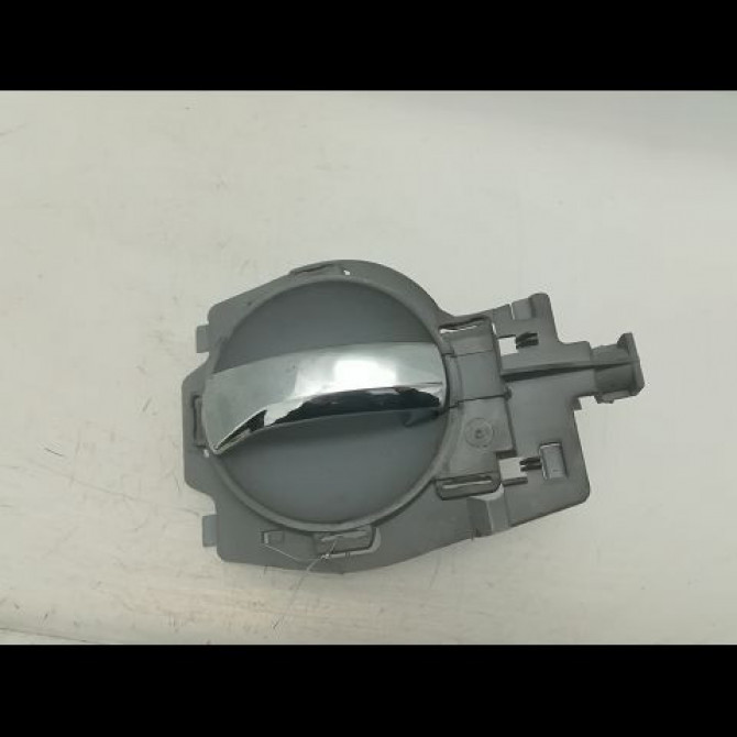 Poignee int porte avg occasion CITROEN C3 I Phase 1 04-2002->10-2005 1.4 HDi 9143K4 1