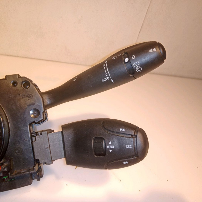 Bloc commodos occasion CITROEN BERLINGO II Phase 1 05-2008->01-2012 1.6 HDI 16v 90ch 98062227XT 2