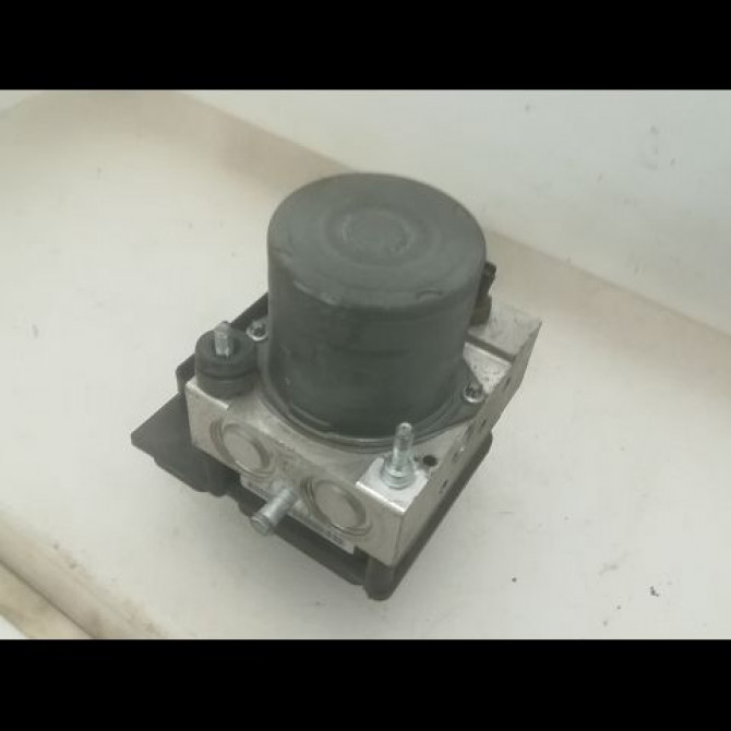 Unité hydraulique ABS occasion AUDI A4 II Phase 2 09-2004->04-2008 8E0614517BG 2